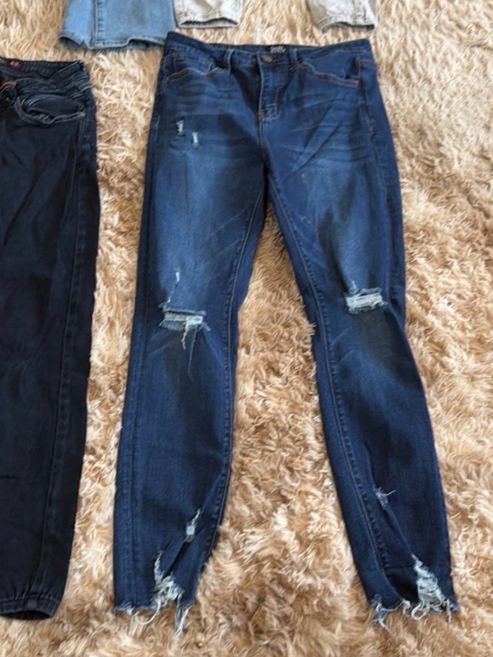 JEANS (bundle) - Picture 3 of 10